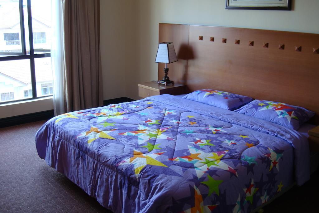 Dorcas Service Apartment - Marina Court Kota Kinabalu Quarto foto
