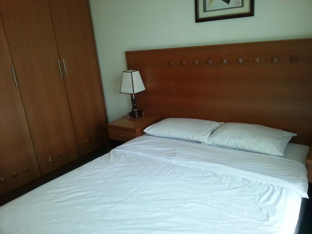 Dorcas Service Apartment - Marina Court Kota Kinabalu Quarto foto